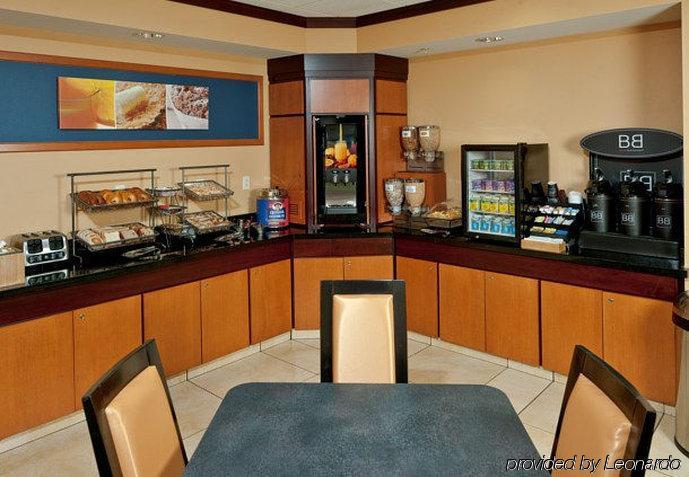 Fairfield Inn And Suites By Marriott Portsmouth Эксетер Экстерьер фото